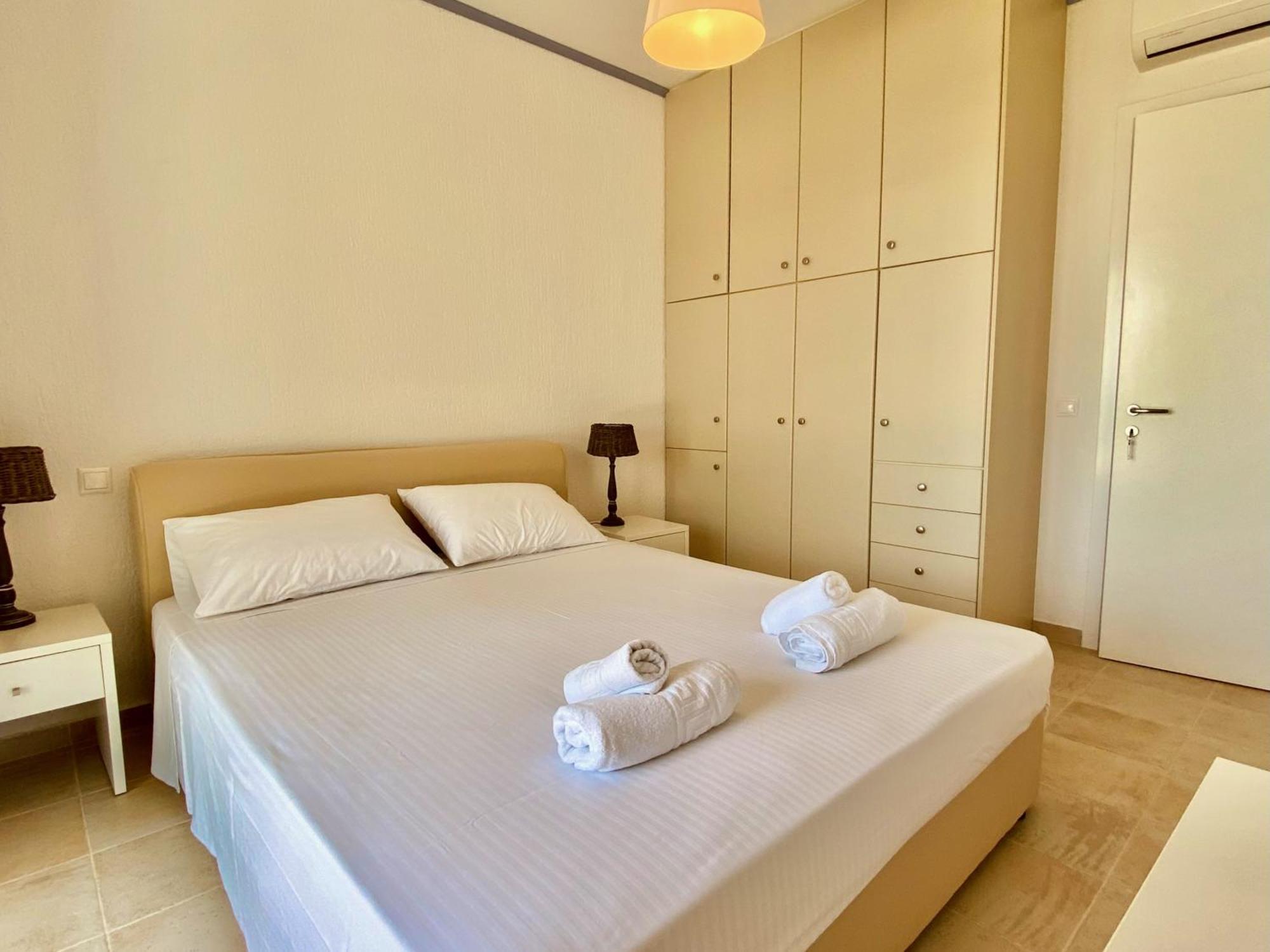 Pirgos Psilonerou Resitour - Aphrodite Beachfront חדר תמונה