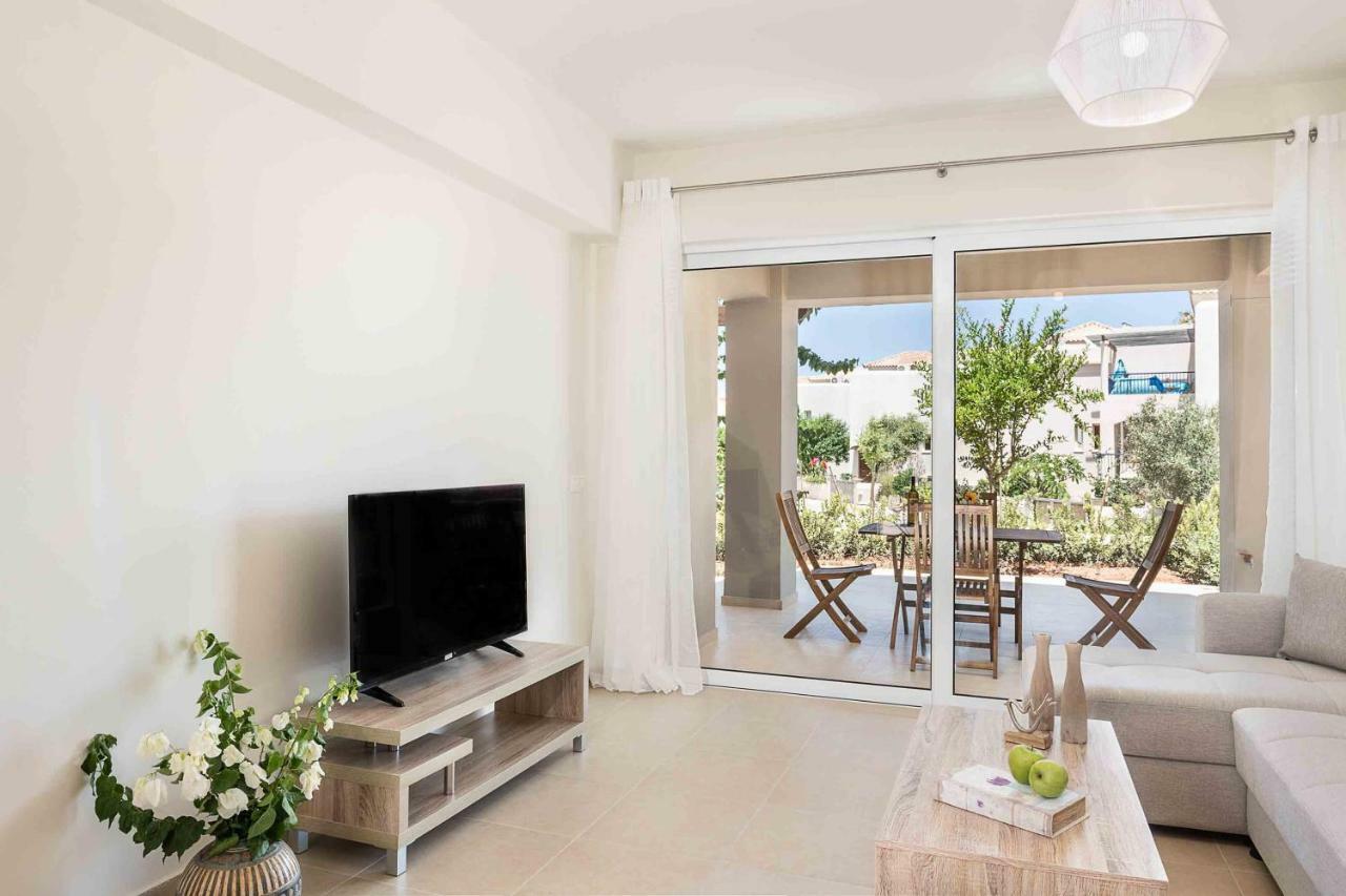 Pirgos Psilonerou Resitour - Aphrodite Beachfront מראה חיצוני תמונה