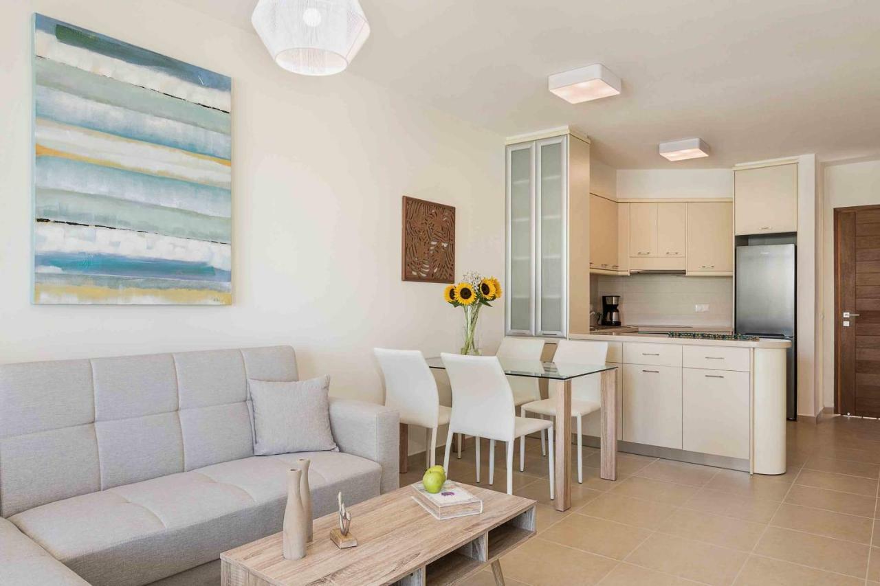 Pirgos Psilonerou Resitour - Aphrodite Beachfront מראה חיצוני תמונה